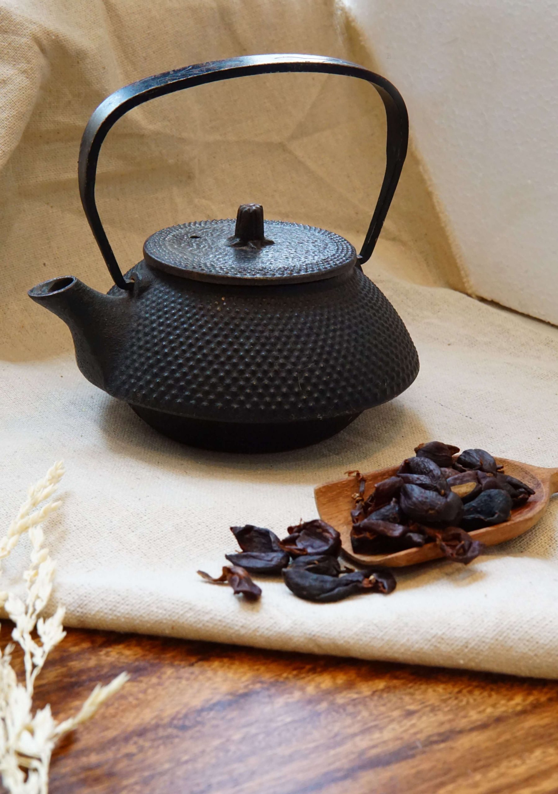 Cascara là trà được làm từ vỏ của quả cà phê chín.